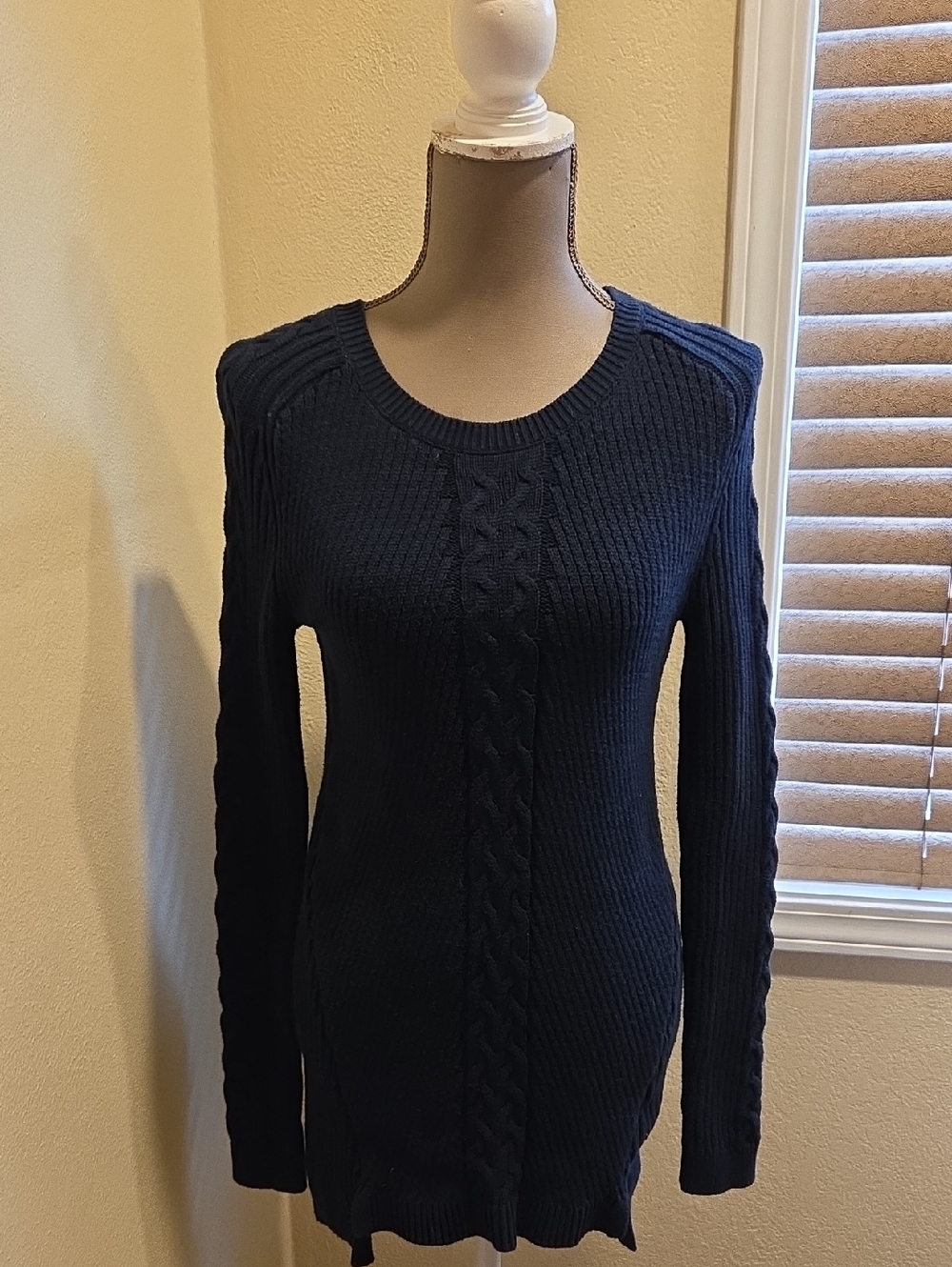Nautica Classic Cable Knit Crewneck Sweater - Navy